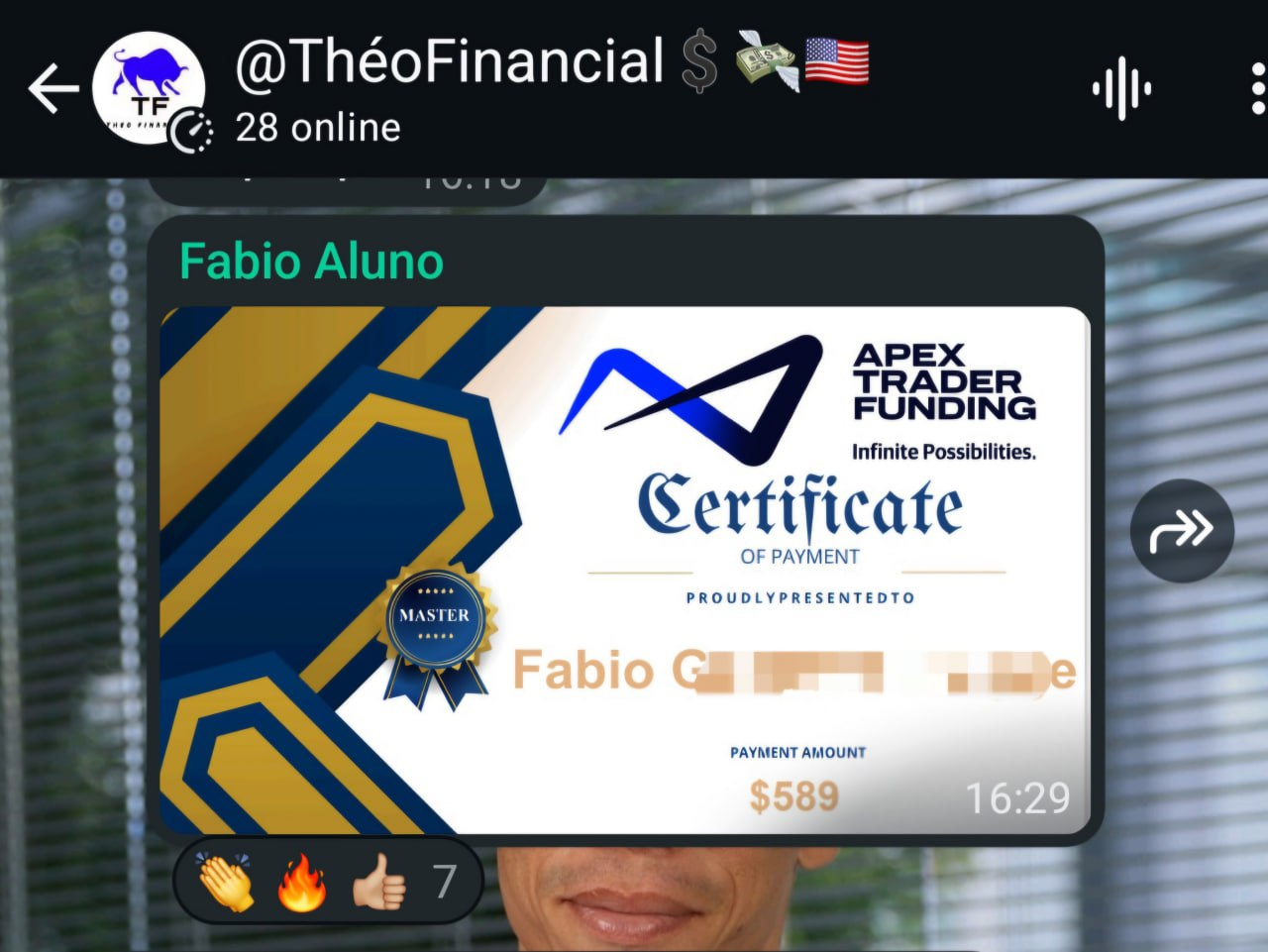 Print original de aluno com certificado de pagamento de US$ 589